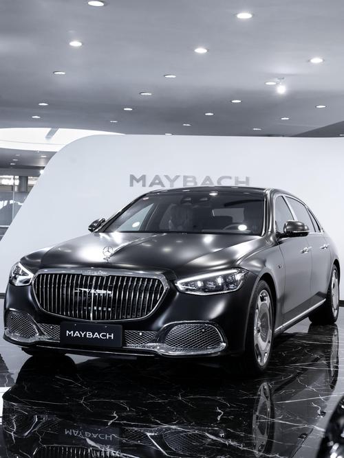 佛山70岚图汽车的售后服务让用户无忧出行，迈巴赫未来的豪华车趋势