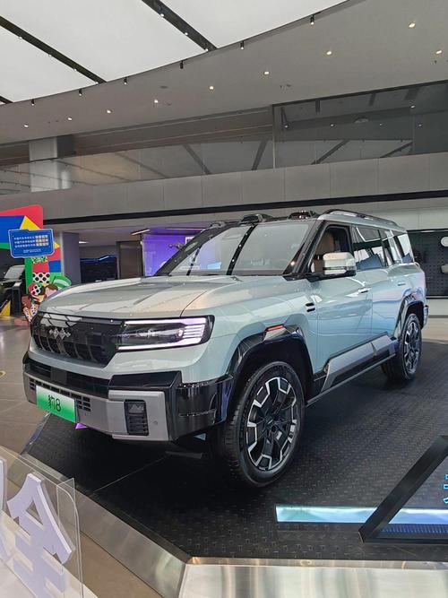 佛山70比亚迪方程豹硬派越野的爆款，英菲尼迪35周年与你共成长